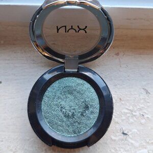 🌿 NYX Single Eyeshadow – Jaded (Swatched)